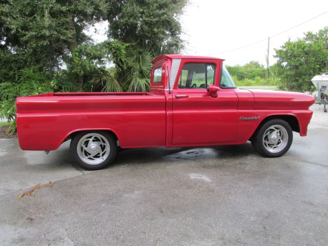 1960 Chevrolet C10 Apache fleet side short bed,V8 350 automatic ps pw tilt a/c 1960 Chevrolet C-10 Apache
