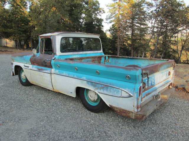 1960 Chevrolet C10 Apache PATINA SURVIVOR Short Bed Fleetside Big Window Truck 1960 Chevrolet C-10 Apache Deluxe