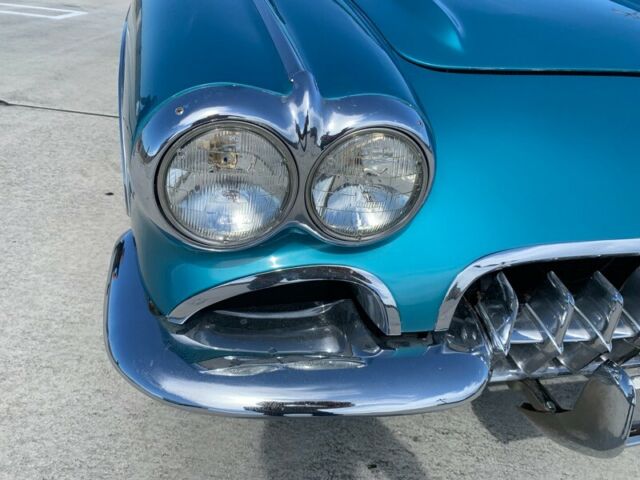 1960 Chevrolet Corvette -- - photo 8