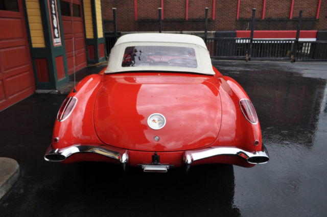 1960 Chevrolet Corvette 270hp 2x4's 4sp Texas Corvette! - photo 5