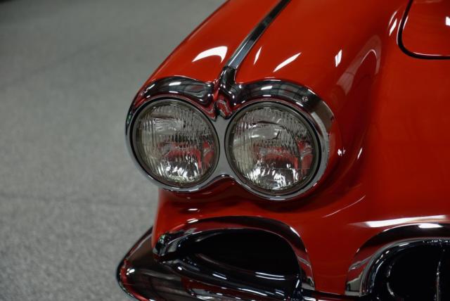 1960 Chevrolet Corvette 283/290hp Fuelie - photo 9