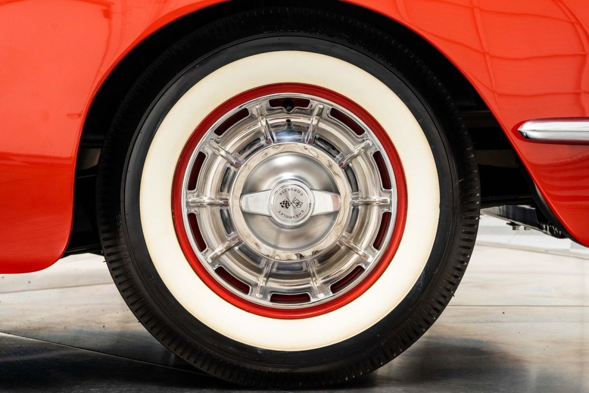 1960 Chevrolet Corvette - photo 10