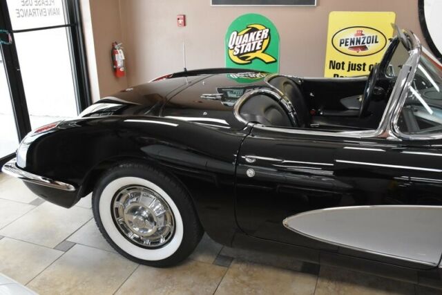 1960 Chevrolet Corvette 2x4bbl - photo 11