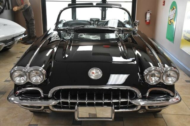 1960 Chevrolet Corvette 2x4bbl - photo 3