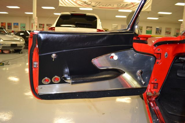 1960 Chevrolet Corvette -- - photo 10