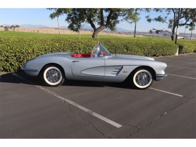 1960 Chevrolet Corvette -- - photo 3