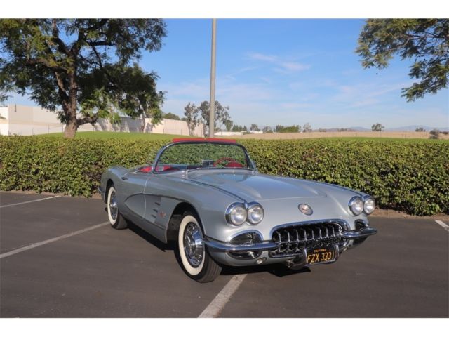 1960 Chevrolet Corvette -- - photo 5