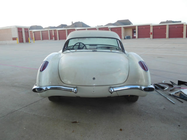 1960 Chevrolet Corvette Corvette convertible, Numbers matching, 4 Speed - photo 6
