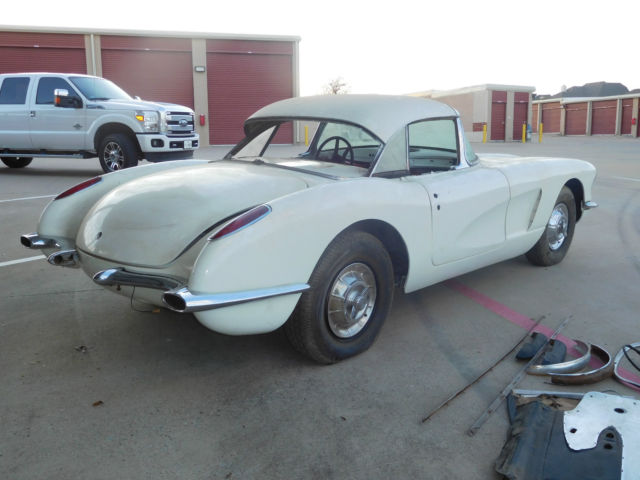 1960 Chevrolet Corvette Corvette convertible, Numbers matching, 4 Speed - photo 7