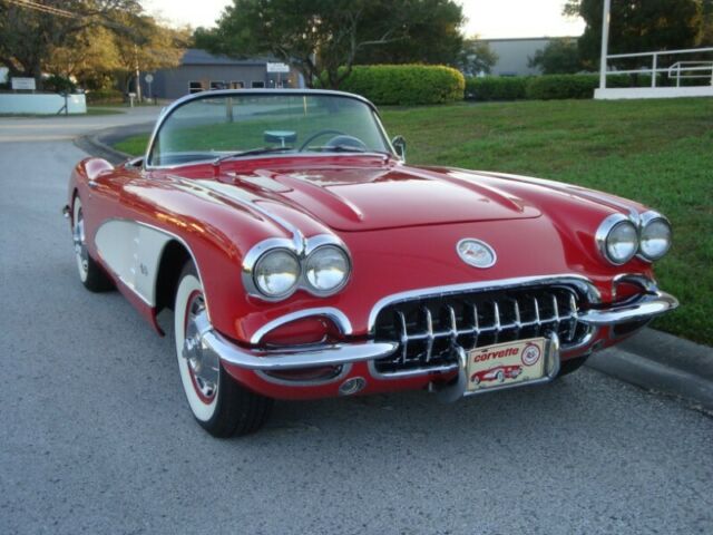 1960 Chevrolet Corvette Convertible - photo 6