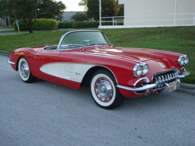 1960 Chevrolet Corvette Convertible - photo 8