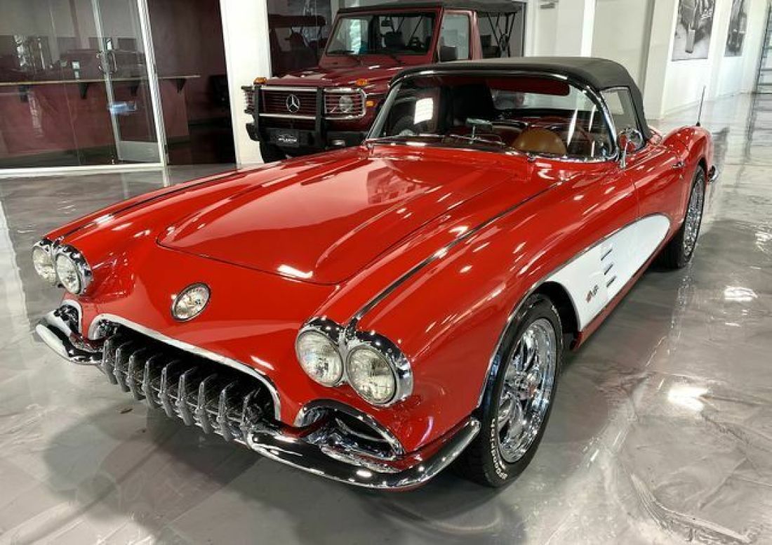 1960 Chevrolet Corvette Convertible - photo 10