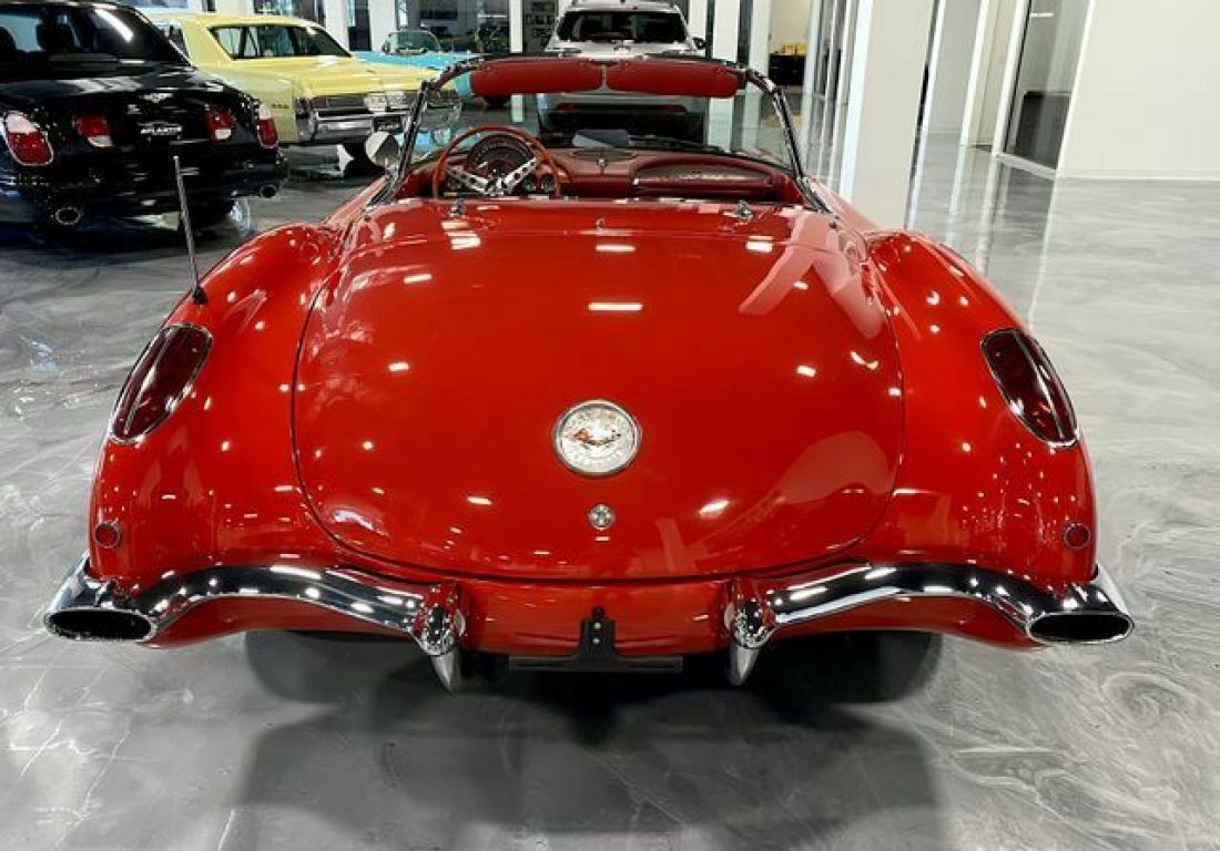 1960 Chevrolet Corvette Convertible - photo 5