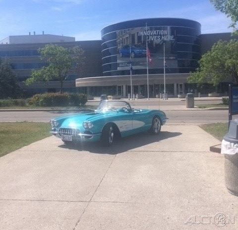 1960 Chevrolet Corvette Restored Hard Top / Soft Top Convertible - photo 4