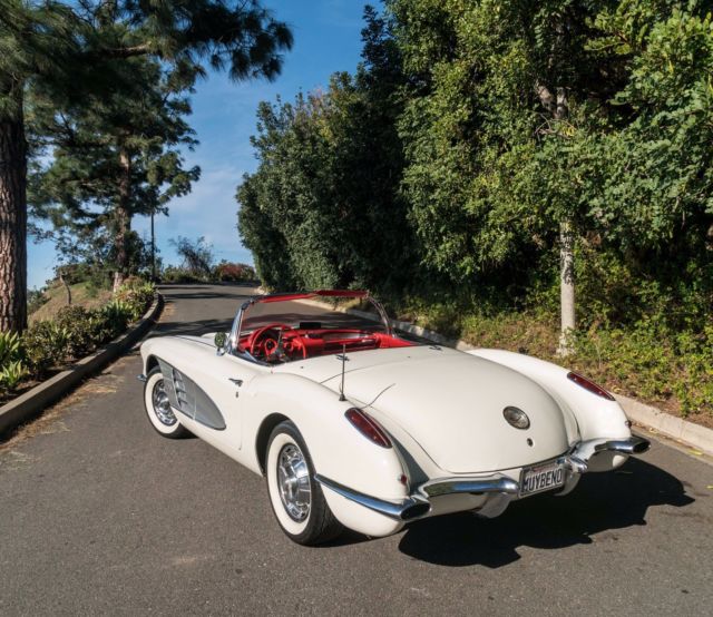 1960 Chevrolet Corvette - photo 4