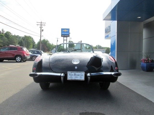 1960 Chevrolet Corvette Convertible - photo 7