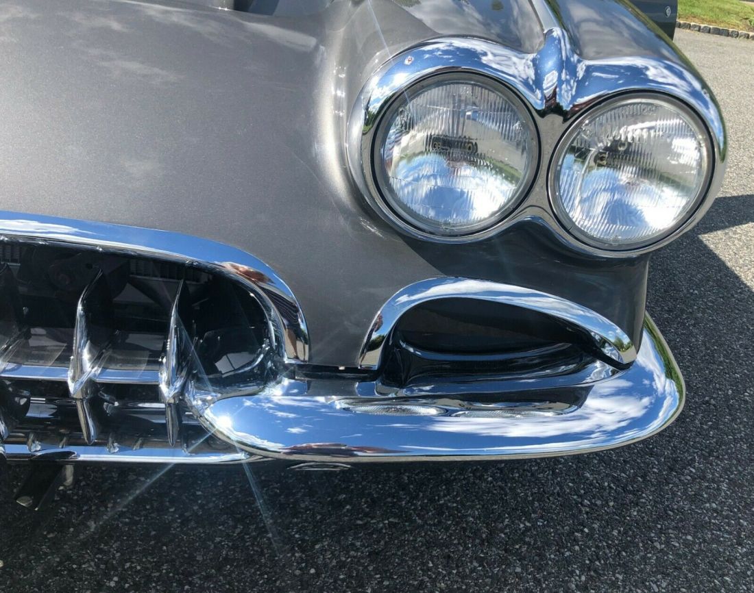 1960 Chevrolet Corvette - photo 9
