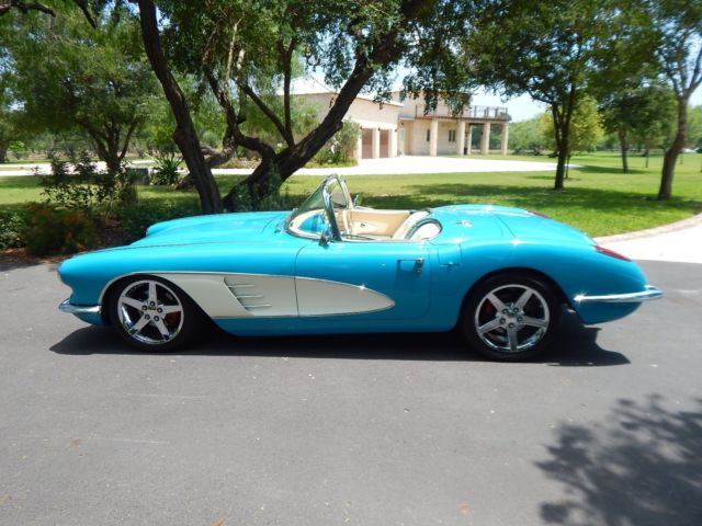 1960 Chevrolet Corvette Resto Mod - photo 3