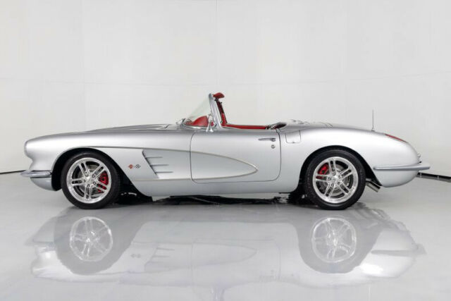 1960 Chevrolet Corvette Resto-Mod - photo 7