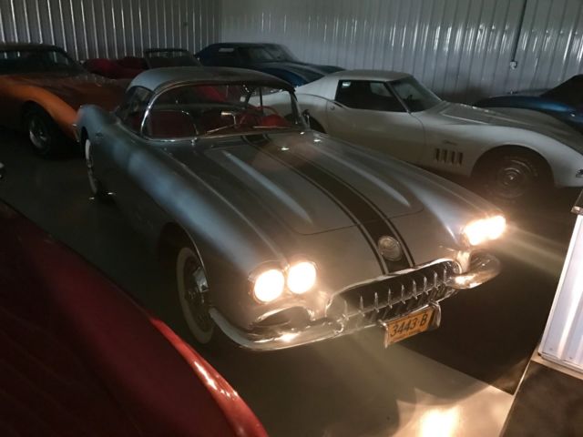 1960 Chevrolet Corvette Survivor*RareSilver/Red*270hp2x4s*FactDocs*ALLORIG - photo 5