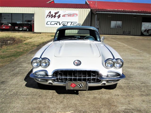 1960 Chevrolet Corvette - photo 3