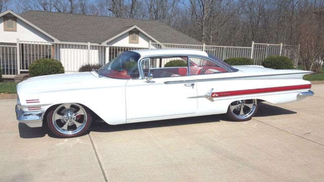 1960 Chevrolet Impala 2 door Sport Cpe 350 small block 4 wheel power disc brakes 1960 Chevrolet Impala
