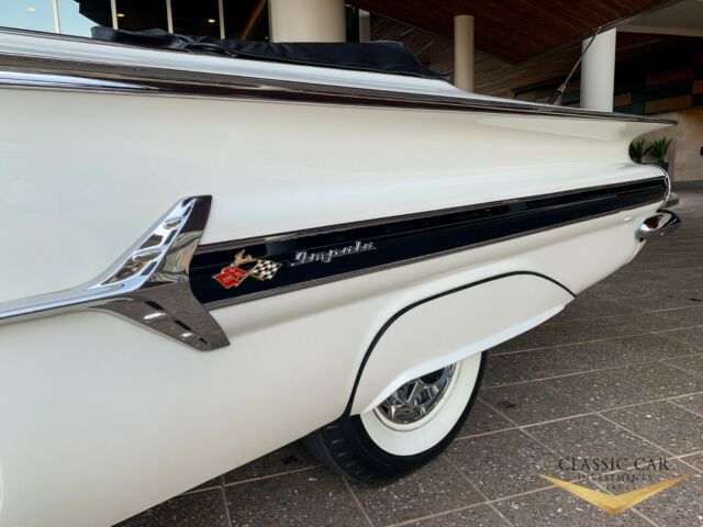 1960 Chevrolet Impala Convertible - photo 12