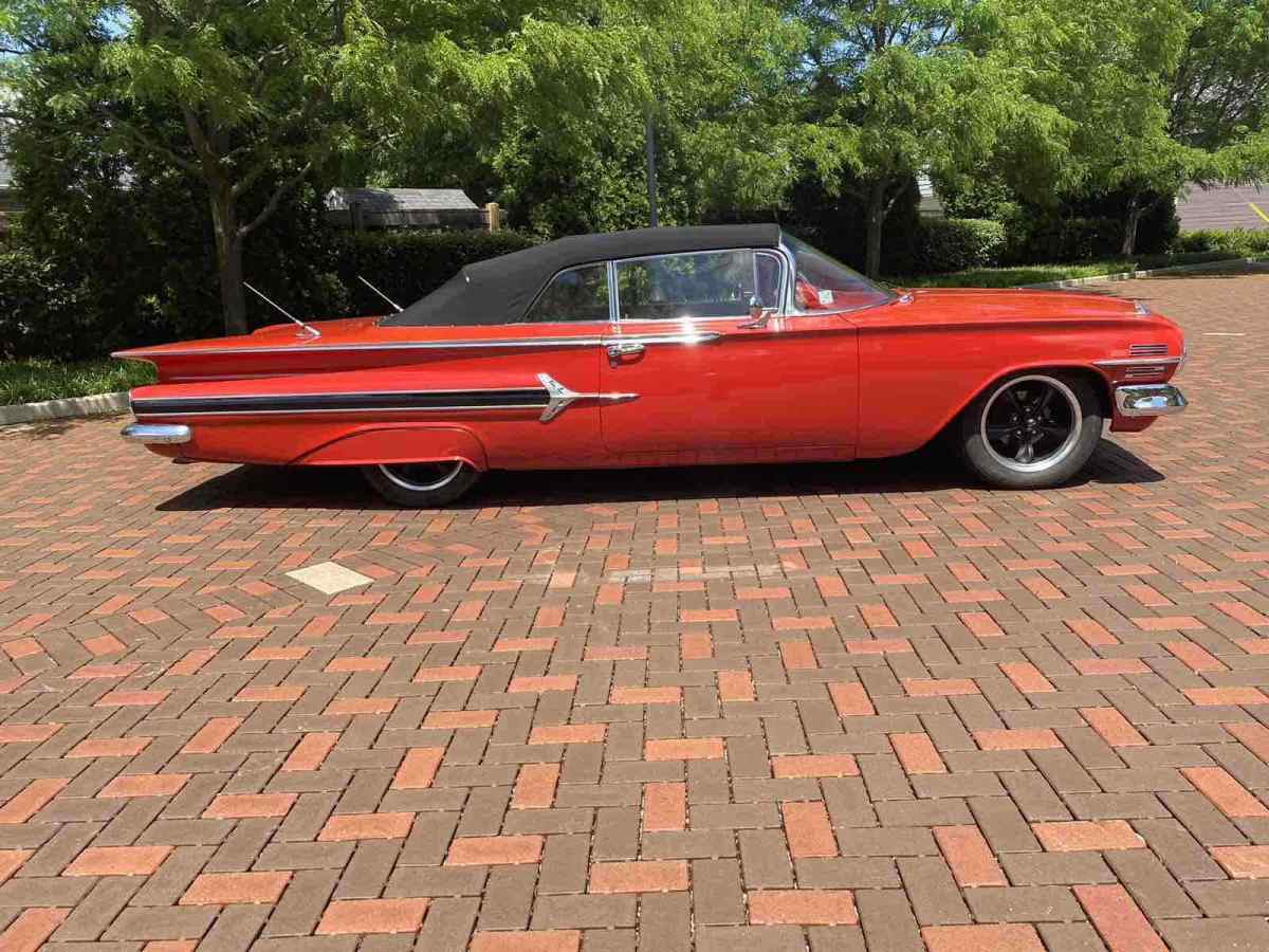 1960 Chevrolet Impala - photo 2