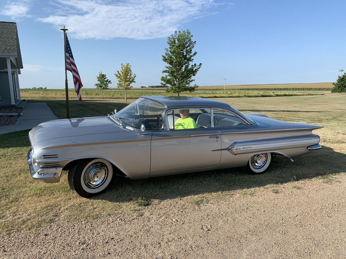 1960 Chevrolet Impala - photo 2