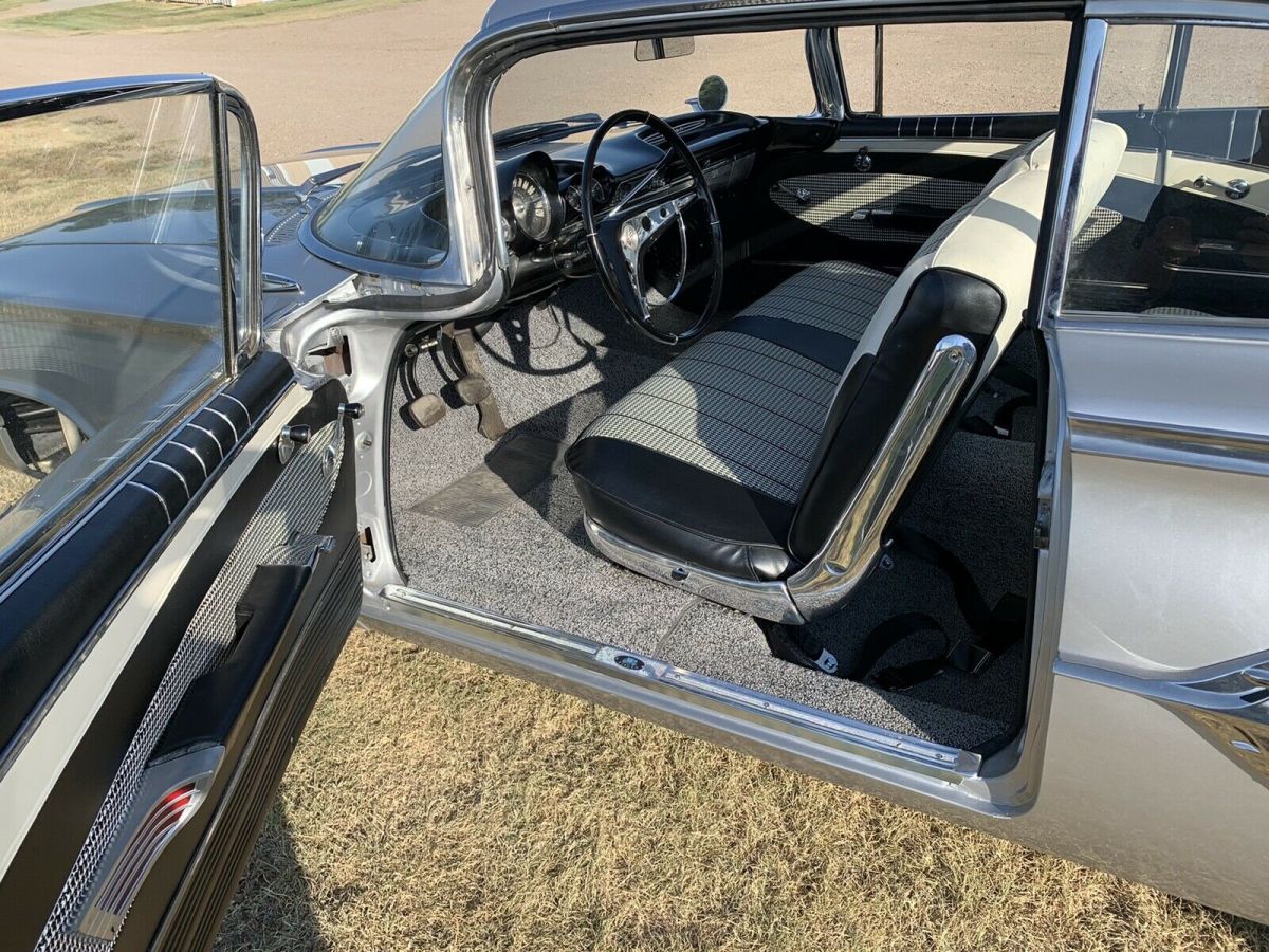 1960 Chevrolet Impala - photo 8