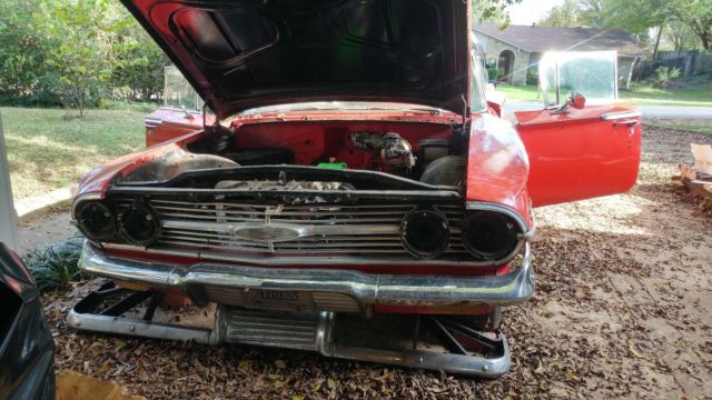 1960 Chevrolet Impala Sport Sedan - photo 5