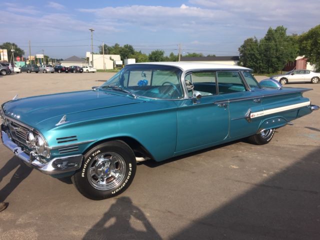 1960 Chevrolet Impala - photo 2