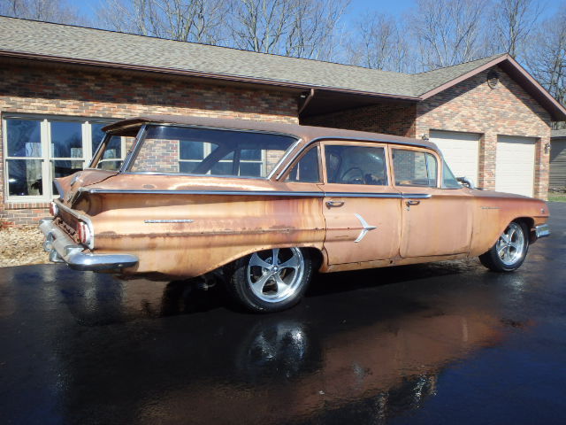 1960 Chevrolet Kingswood wagon - photo 3