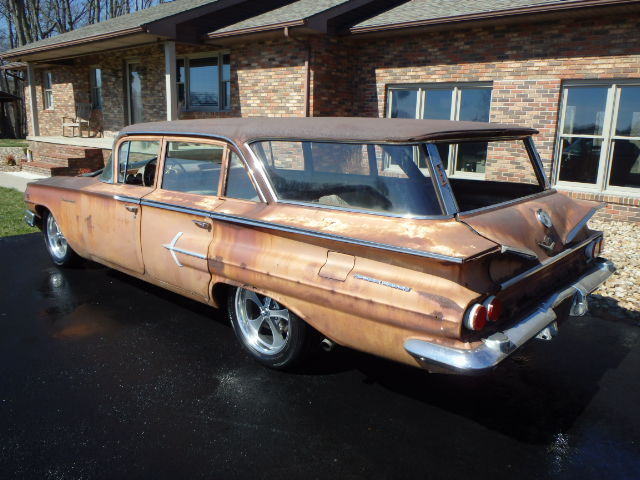 1960 Chevrolet Kingswood wagon - photo 7