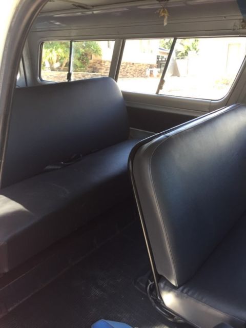 1960 Chevrolet Suburban - photo 7