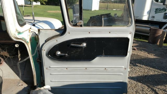 1960 Chevrolet C-10 C 30 Flatbed - photo 7