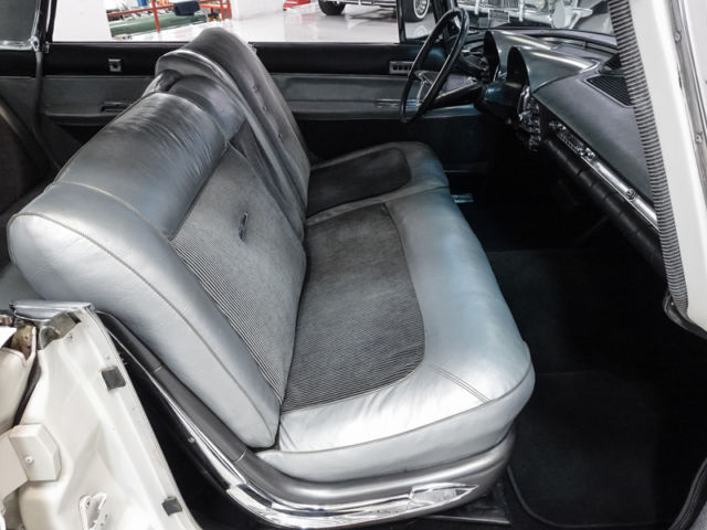 1960 Chrysler Imperial Crown Sedan, "America's Most Carefully Built Car" - photo 11