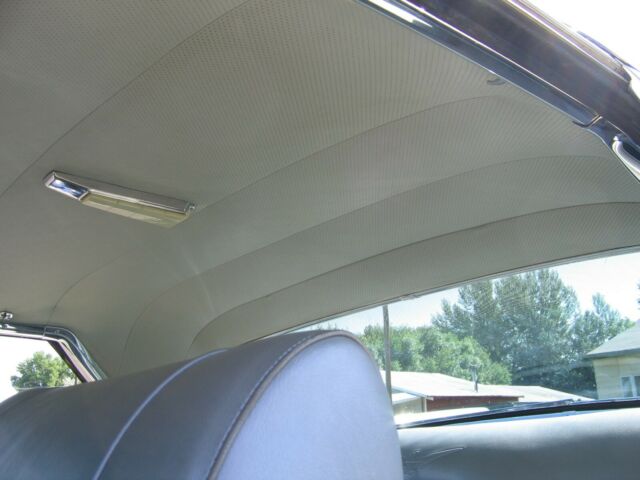 1960 Chrysler Imperial - photo 10