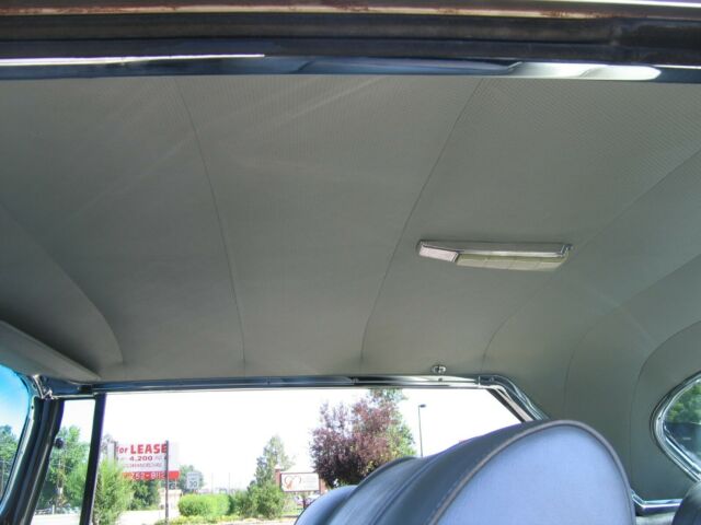 1960 Chrysler Imperial - photo 11