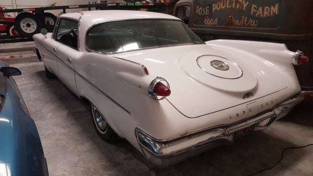 1960 Chrysler Imperial GOLD CROWN - photo 2
