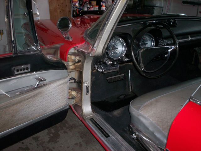 1960 Chrysler Imperial - photo 3