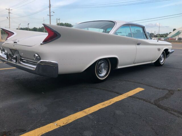 1960 Chrysler New Yorker 2 door - photo 3