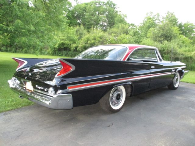 1960 CHRYSLER WINDSOR SPORT COUPE 1960 Chrysler Windsor SPORT COUPE