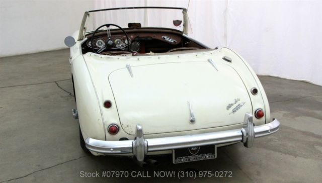 1960 Austin-Healey 3000 Convertible Sports Car - photo 12