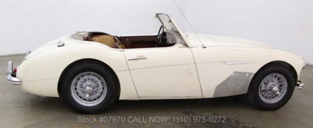 1960 Austin-Healey 3000 Convertible Sports Car - photo 7