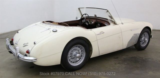 1960 Austin-Healey 3000 Convertible Sports Car - photo 8