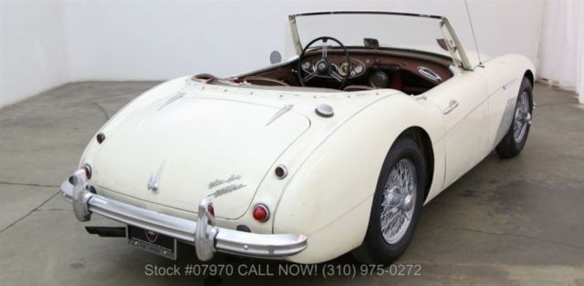 1960 Austin-Healey 3000 Convertible Sports Car - photo 9
