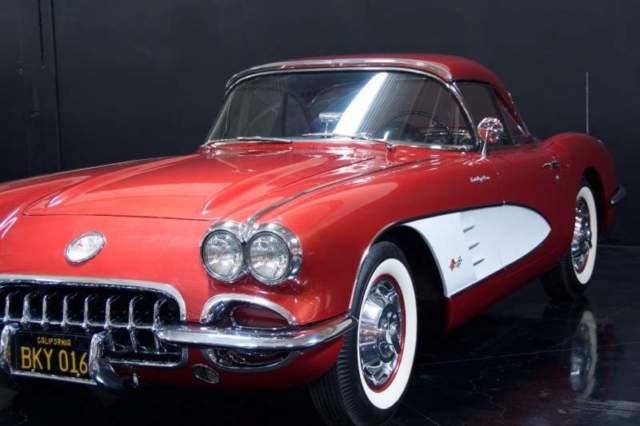 1960 Chevrolet Corvette "Fuelie" (1 of 100) - photo 3