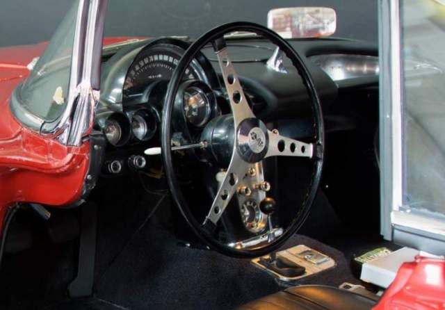 1960 Chevrolet Corvette "Fuelie" (1 of 100) - photo 8