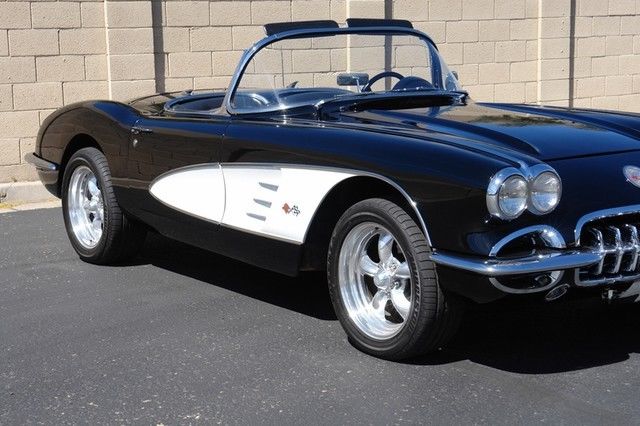 1960 Chevrolet Corvette -- - photo 9